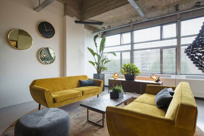 辦公室接待區(qū)裝修小技巧，打造人性化辦公空間(圖1)