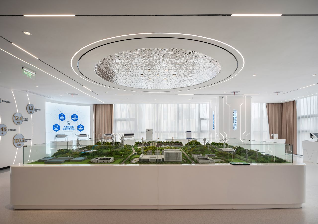 【完工案例】三相電力8000+㎡辦公室裝修項(xiàng)目圓滿交付并投入使用(圖6) 【完工案例】三相電力8000+㎡辦公室裝修項(xiàng)目圓滿交付并投入使用(圖6)